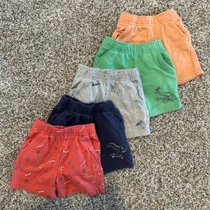 Set of 4 shorts.
